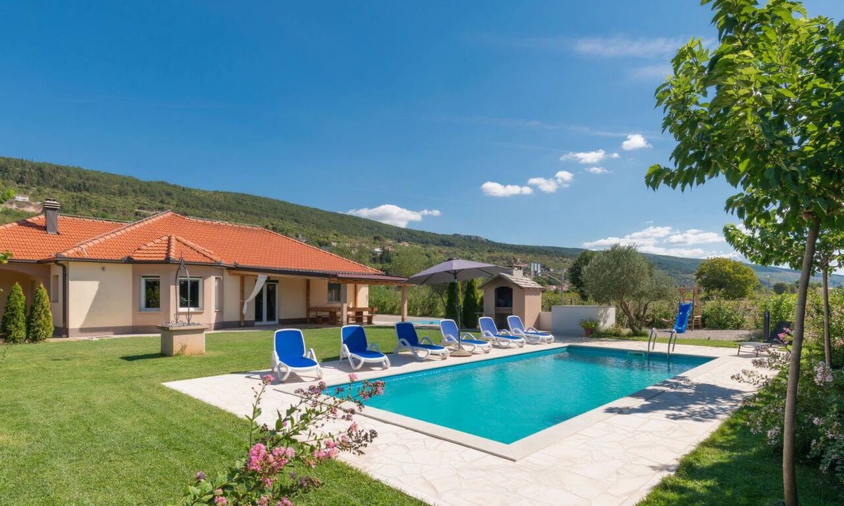 Knezovici House | Stunning private villa for 8 guests with A/C, WIFI, private pool, TV and terrace