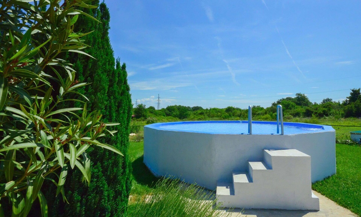 Pomer House | Stunning private villa for 6 guests with private pool, WIFI, A/C, TV, terrace and pets allowed