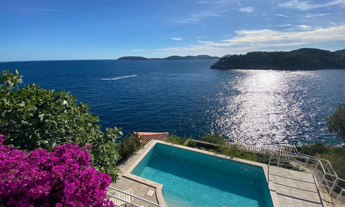 Stikovica Villa | Stunning waterfront Villa, with private sea access and pool, close to Dubrovnik