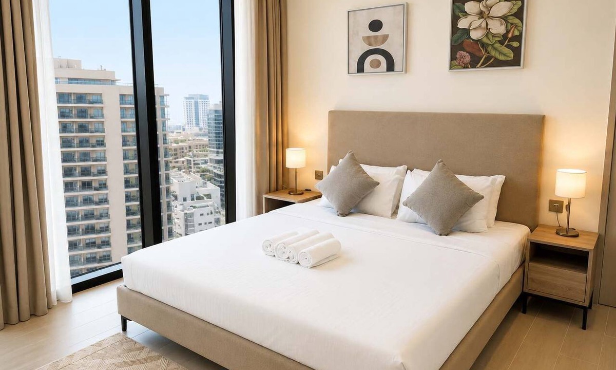 Jumeirah Village Circle Apartment | Stylish New 1 bedroom with Private Jacuzzi -Binghatti