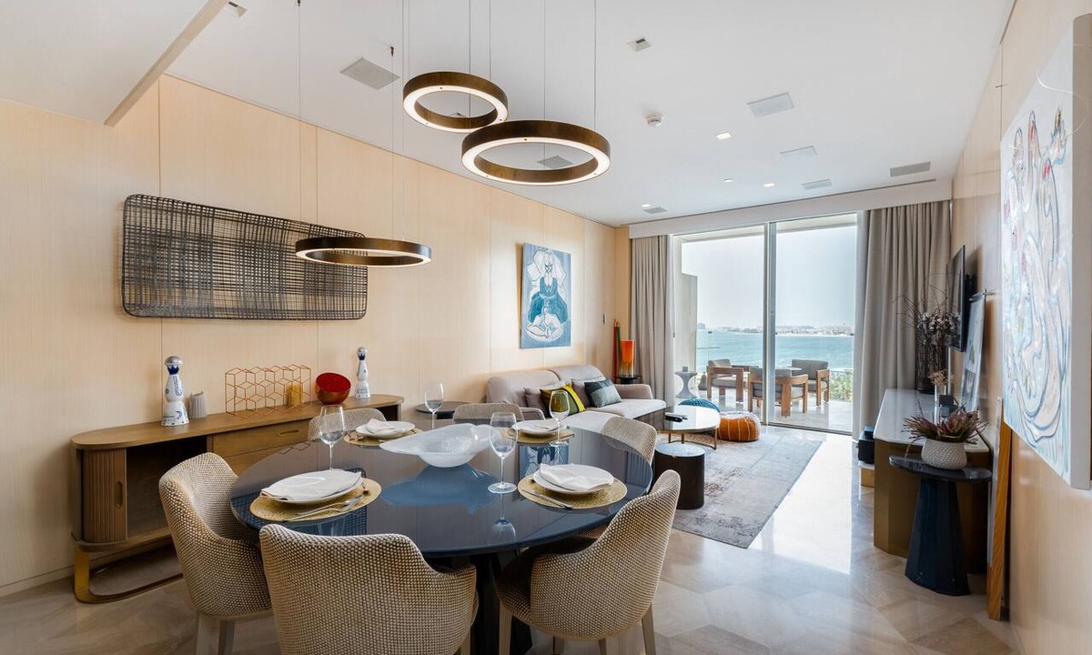Palm Jumeirah Apartment | Stylish Sea View Luxury at the FIVE Palm Jumeirah