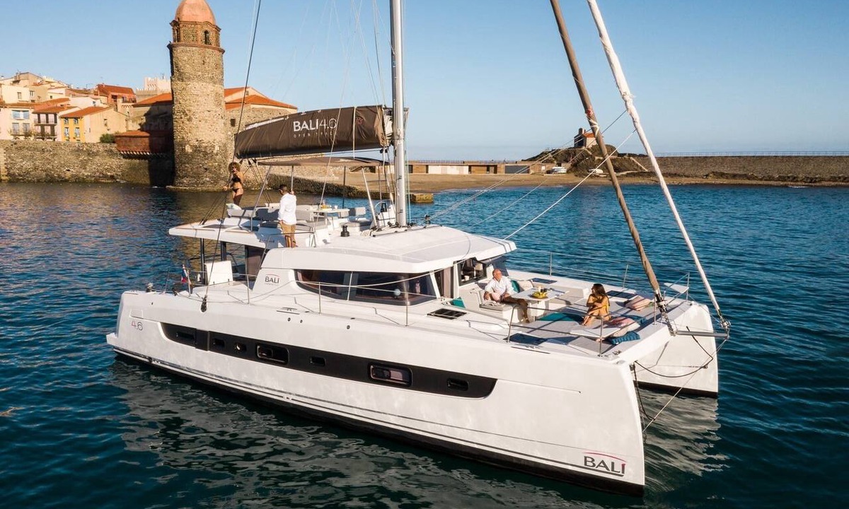 Novi Vinodolski Boat Rental | Sun-Kissed Sailing Adventure in Northern Croatia