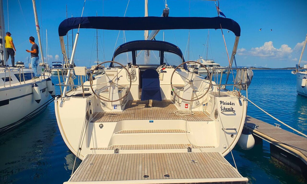 Drage Boat Rental | Sun-Kissed Sailing Adventure in Zadar, Croatia