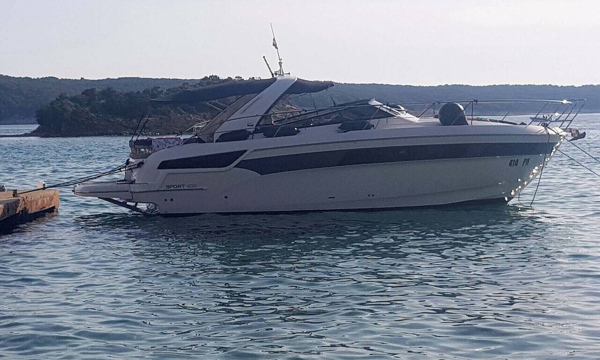 Punat Boat Rental | Sun-Kissed Sailing Adventure in Northern Croatia