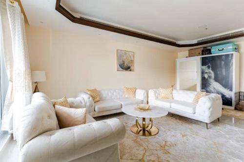 Rumailah Apartment | Super flat in Corniche tower