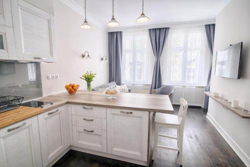 Ljubljana Old Town Apartment | Sweet 16 Studio