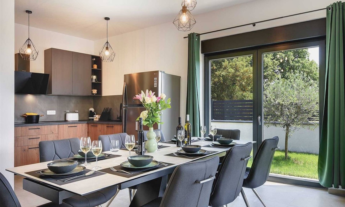Jadreski Villa | The lovely poolside villa perfect for families