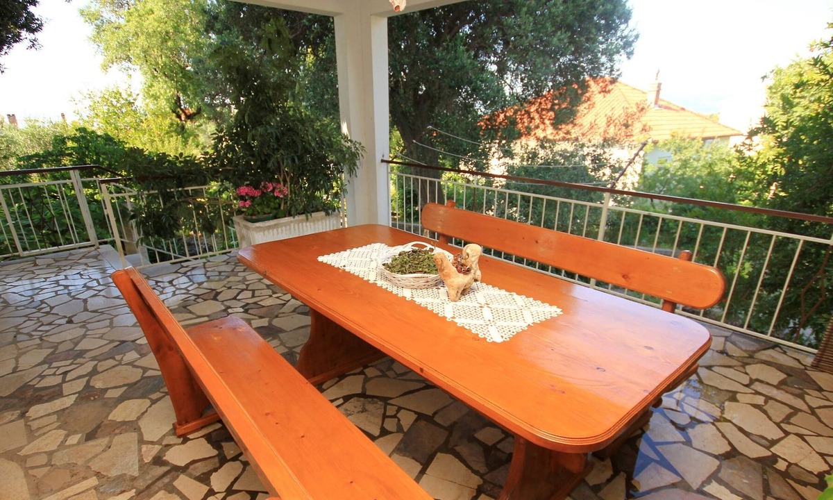 Stankovici Apartment | Three bedroom apartment with terrace Orebić, Pelješac (A-10171-a)