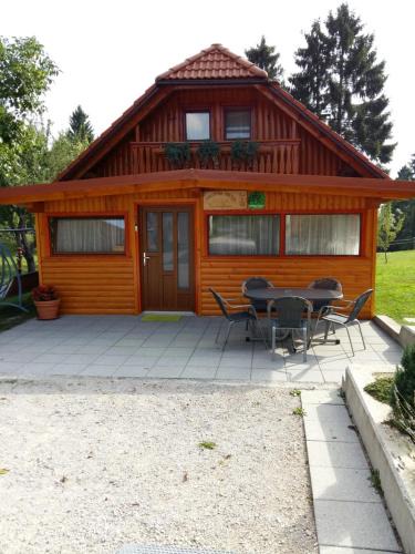 Cerknica House | Tourist Farm Znidarjevi