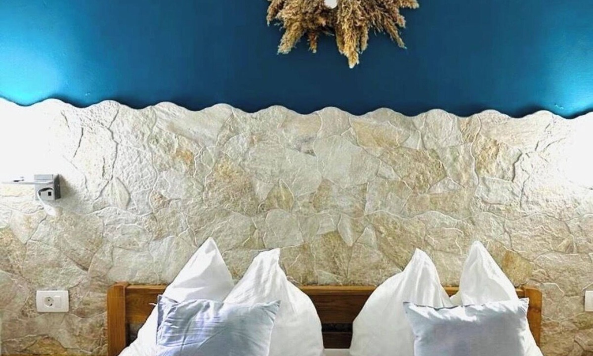 Vodice Hotel | Tremendous 2-bedroom Apartment with AC in tranquil Vodice