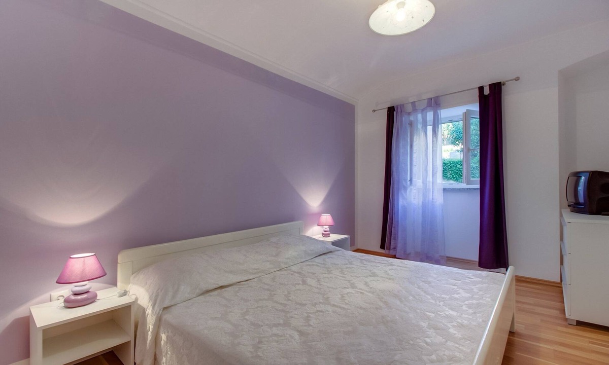 Cove Murtar Apartment | Two bedroom apartment with terrace Mali Lošinj, Lošinj (A-11880-a)
