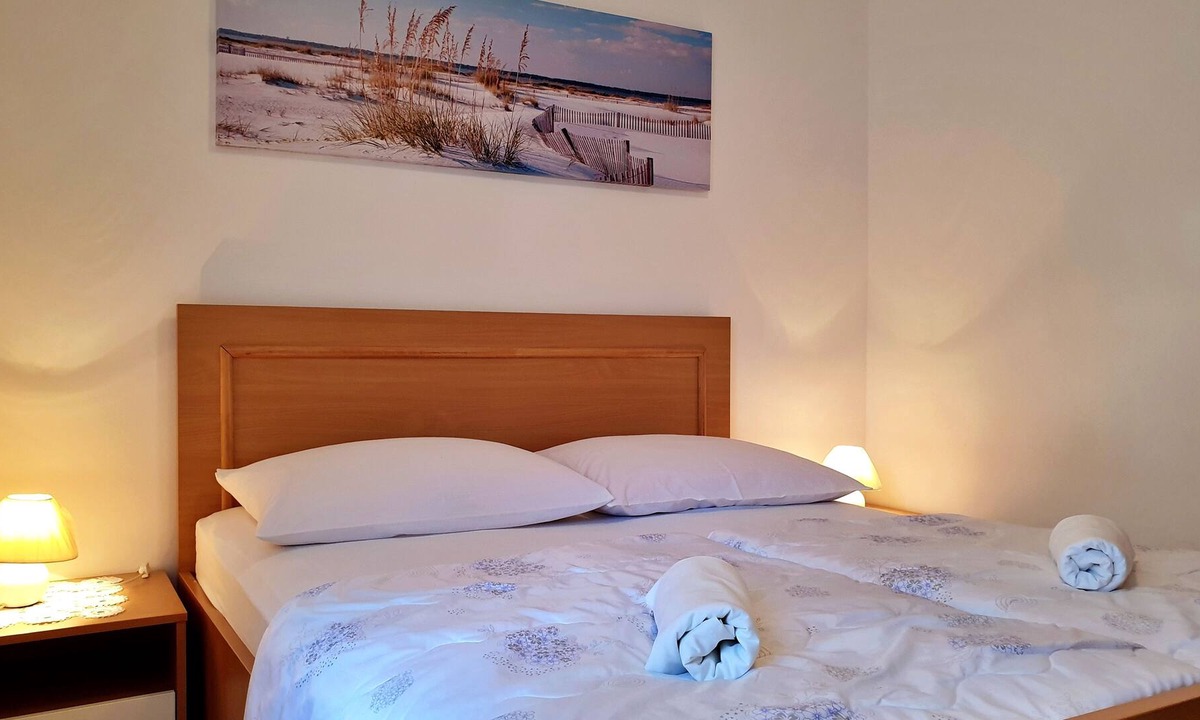 Cizici Apartment | Two-bedroom Apartment 70m from Sea