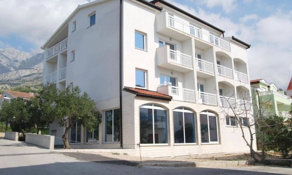 Promajna Apartment | Two bedroom apartment with balcony and sea view Promajna, Makarska (A-20786-a)