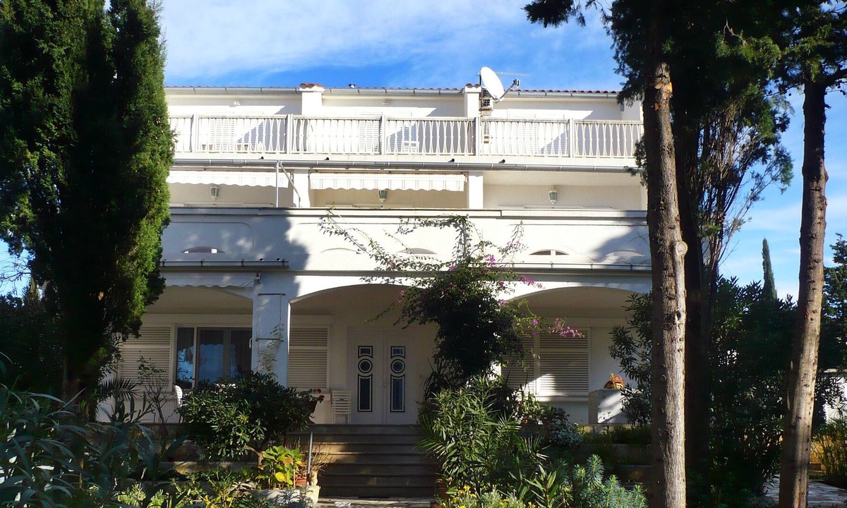 Novalja Apartment | Two bedroom apartment near beach Novalja, Pag (A-4052-c)