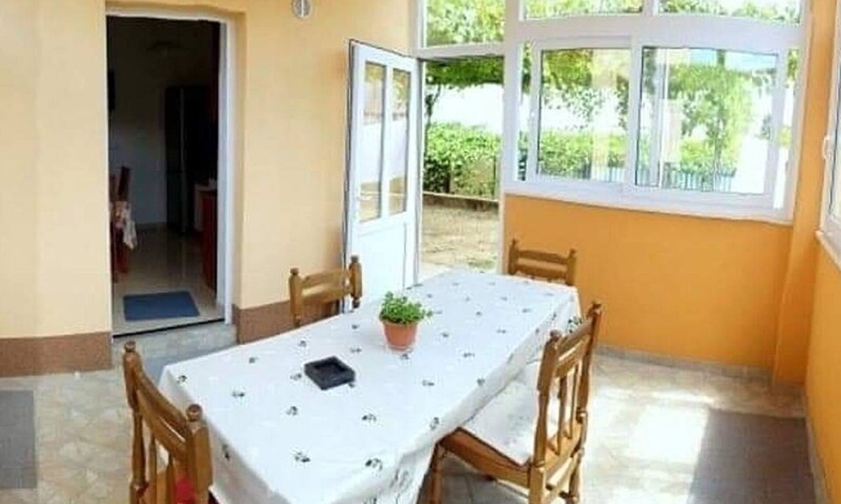 Island Hvar Apartment | Two bedroom apartment with terrace Jelsa, Hvar (A-4028-b)