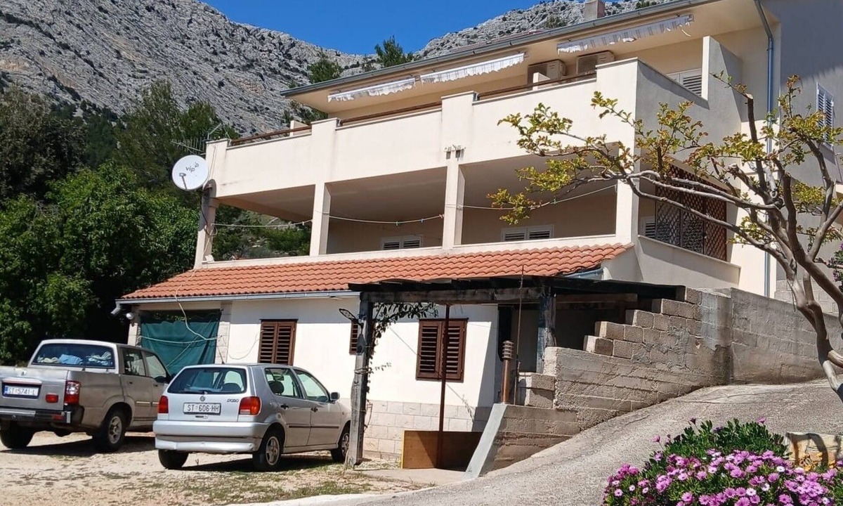 Ivan Dolac Apartment | Two bedroom apartment with terrace and sea view Ivan Dolac, Hvar (A-24264-a)