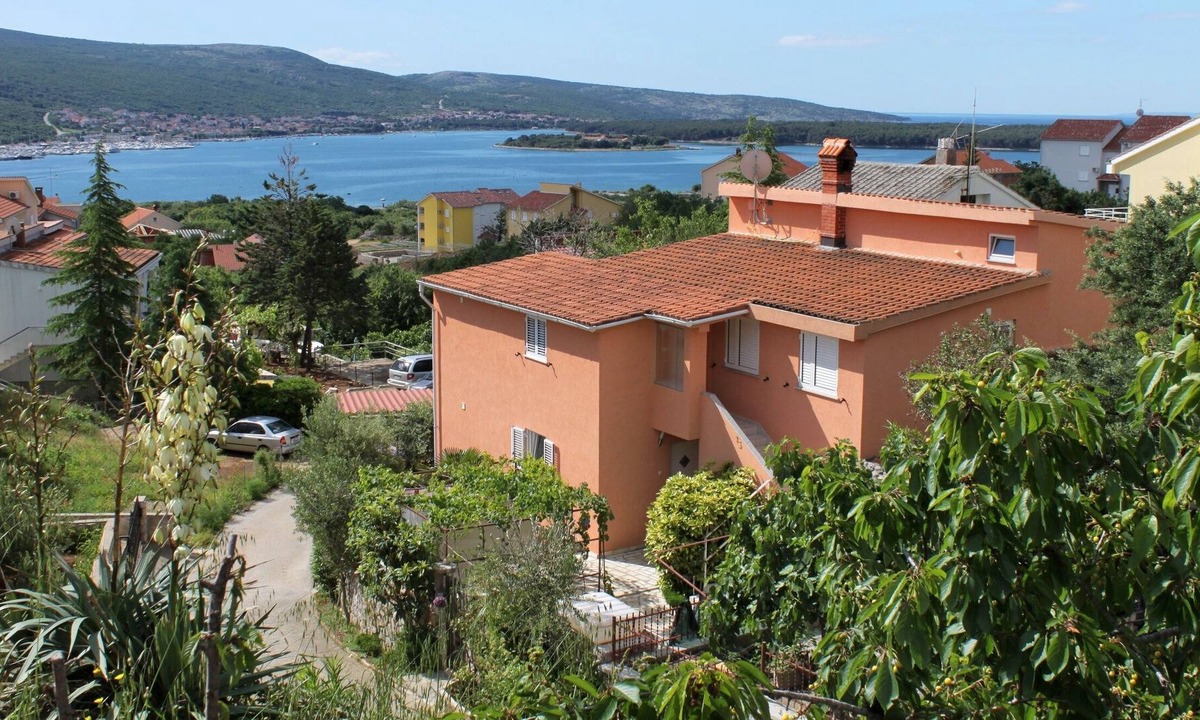 Kornic Apartment | Two bedroom apartment with terrace and sea view Kornić, Krk (A-5418-a)