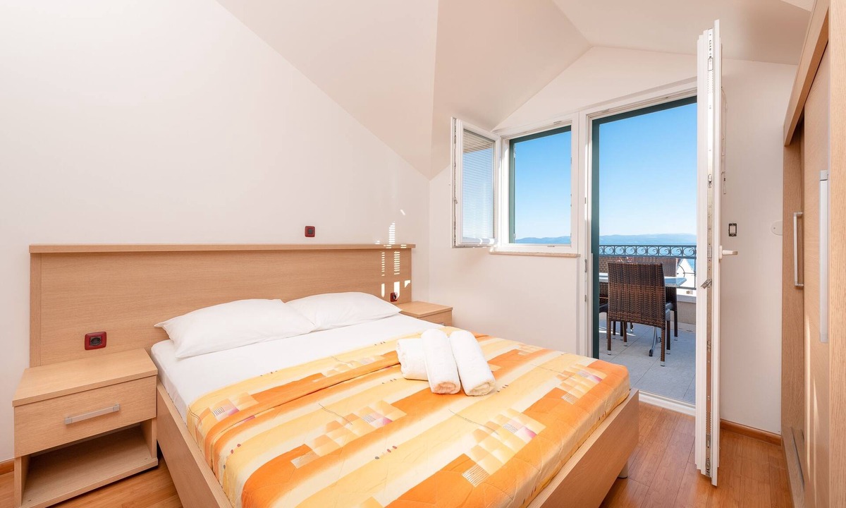 Tucepi Apartment | Two bedroom apartment with balcony and sea view Tučepi (Makarska) (A-3193-b)