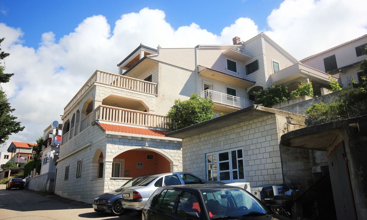 Zavalatica Apartment | Two bedroom apartment with terrace and sea view Zavalatica, Korčula (A-9690-c)