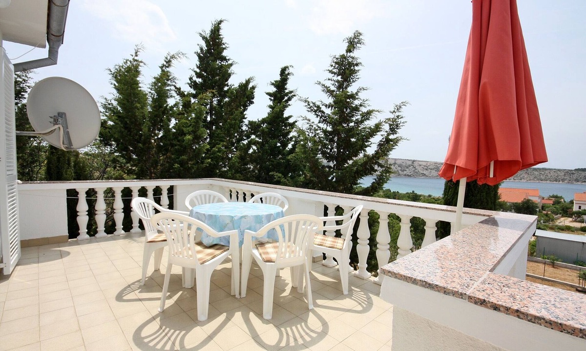 Barbat na Rabu Apartment | Two bedroom apartment with terrace and sea view Barbat, Rab (A-4962-a)