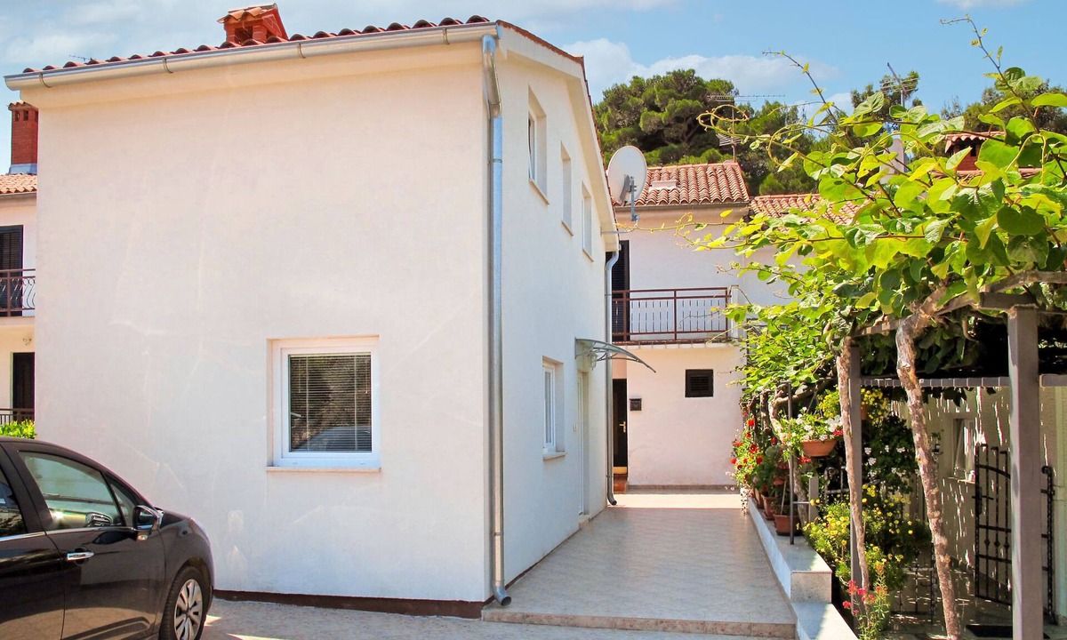 Brulo House | Vacation home Anea by Interhome