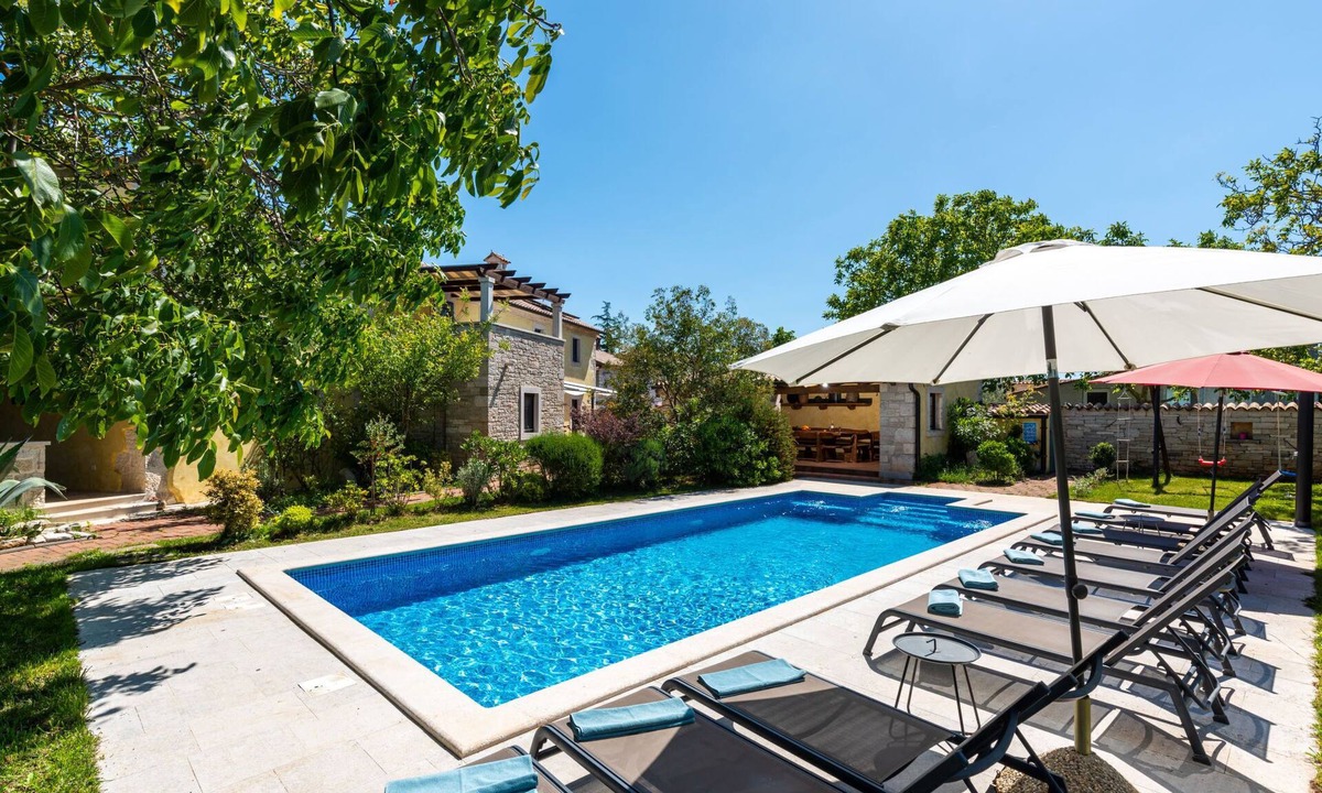Orbanici House | Vacation home Ive by Interhome