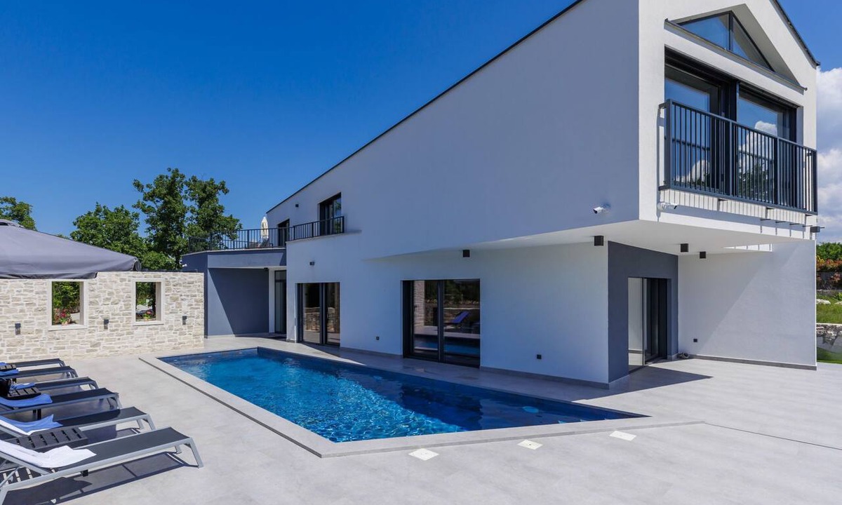 Sveti Lovrec House | Vacation home Marko by Interhome