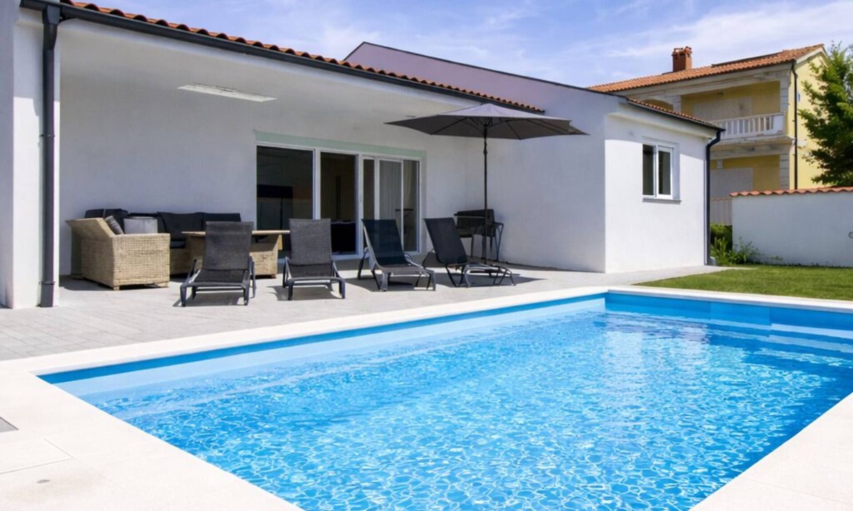 Kampor House | Vacation home "more i sol" with pool in Croatia