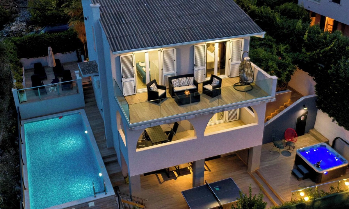 Slatine Villa | Vila Perla Slatine - Charming 4-bedroom villa with Pool