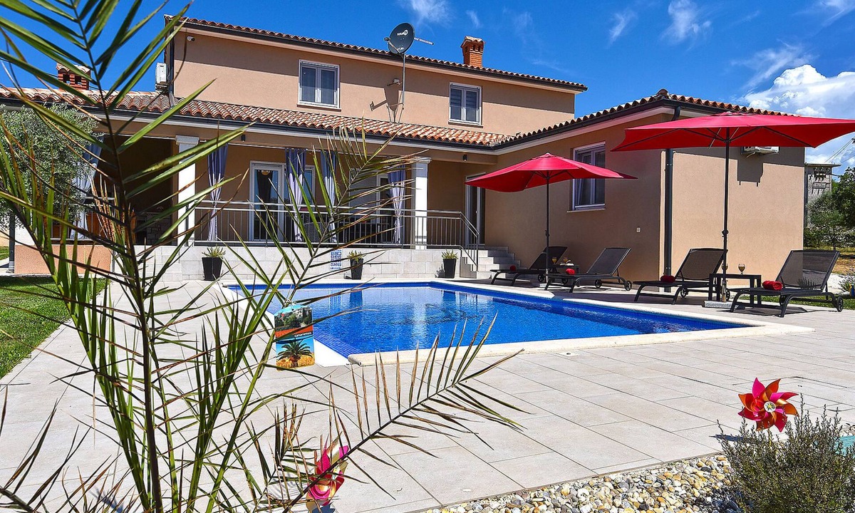 Divsici House | Villa 2105 by Interhome