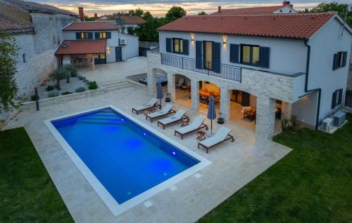 Foli Villa | Villa Ajda with heated privat pool, jacuzzi, sauna, 4 bedroom, 4 bathroom