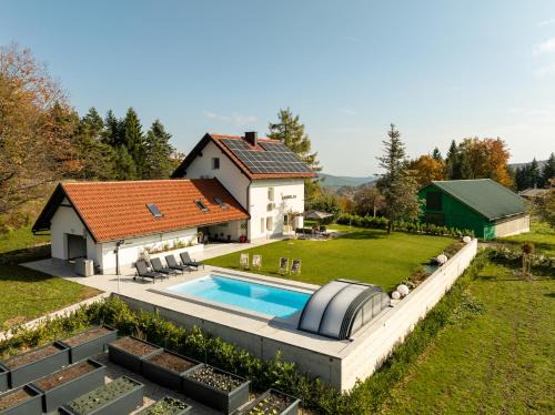 Presika Villa | Villa Aurelia with Heated Pool, Sauna & Wellness in Gorski Kotar