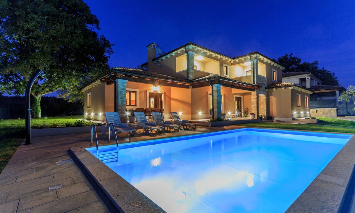 Svetvincenat Villa | Villa Aurora (Istria - Svetvinčenat)