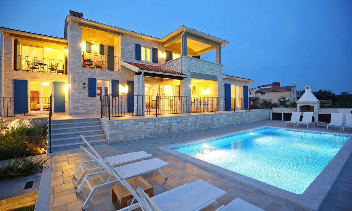 Strpacici Villa | Villa Babudri near Poreč for 10 people with jacuzzi & spa