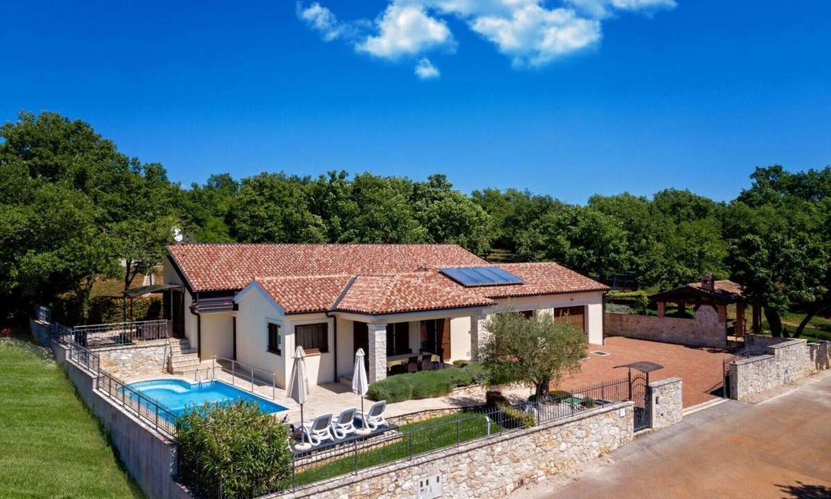 Markovac Villa | Villa Bella Vista Poletti - beautiful villa with large garden, pool, playground and beautiful sew view