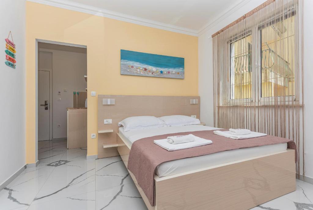 Makarska House | Villa Božica - sea view stone villa with free parking