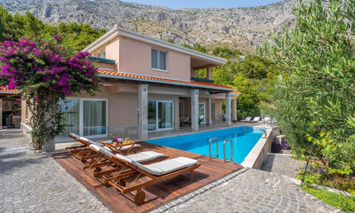 Mimice Villa | Villa Bufo - Four Bedroom Villa, Sleeps 10