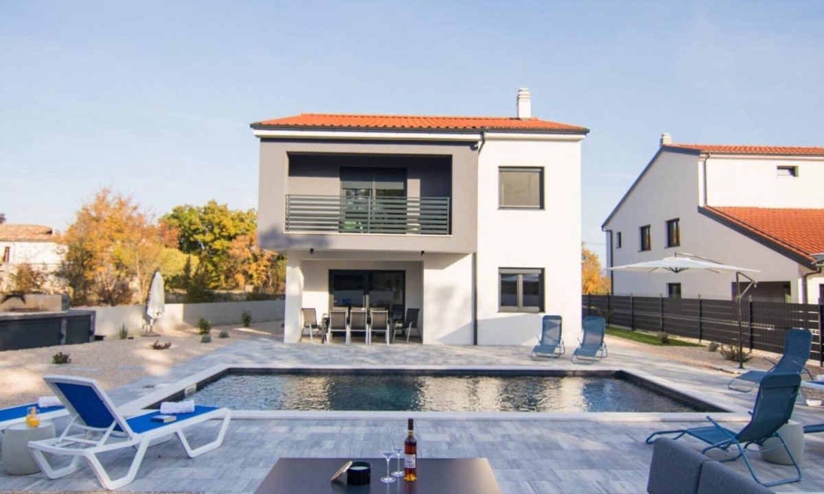 Gostinjac Villa | Villa Dani by Villas Guide