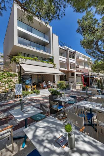 Tucepi Apartment | Villa Di Arte ! FIRST ROW SEA !- Makarska Exklusiv