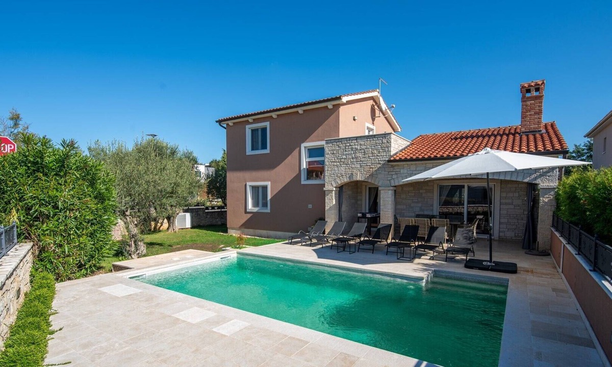 Kastelir-Labinci Villa | Villa Dominika with private pool and BBQ for 8 guests in Kaštelir