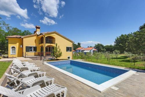 Kapelica Villa | Villa Filleona