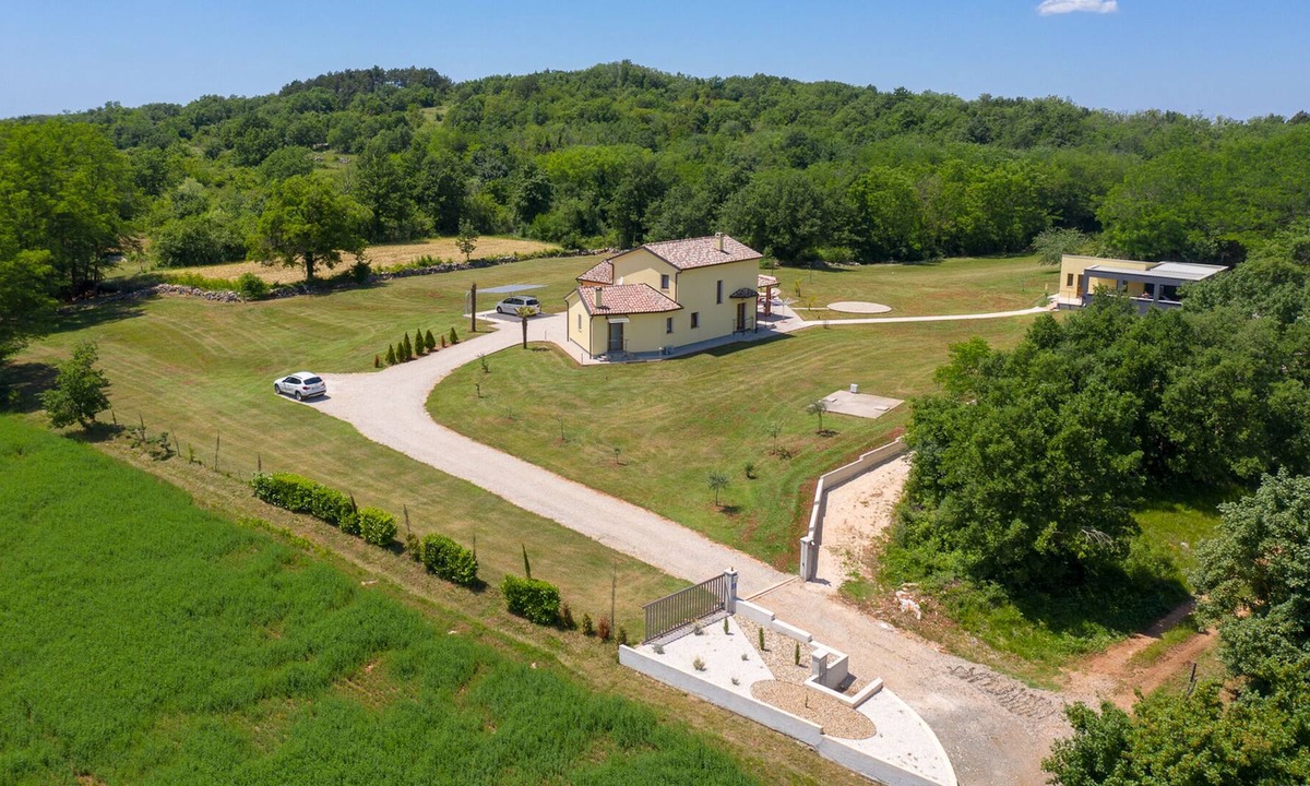 Karojba Villa | Villa Frankovici nearby Pazin – Crovillas GmbH