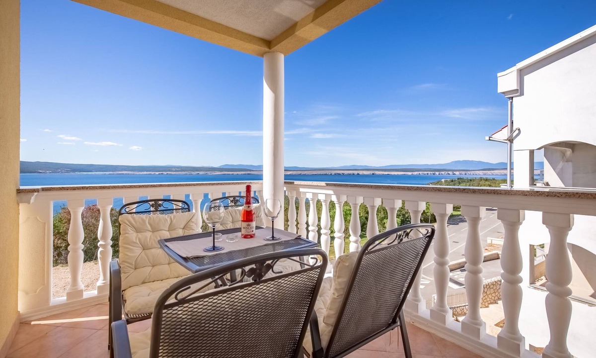 Dramalj Apartment | Villa in Dramalj, family friendly, pool, close to the beach
