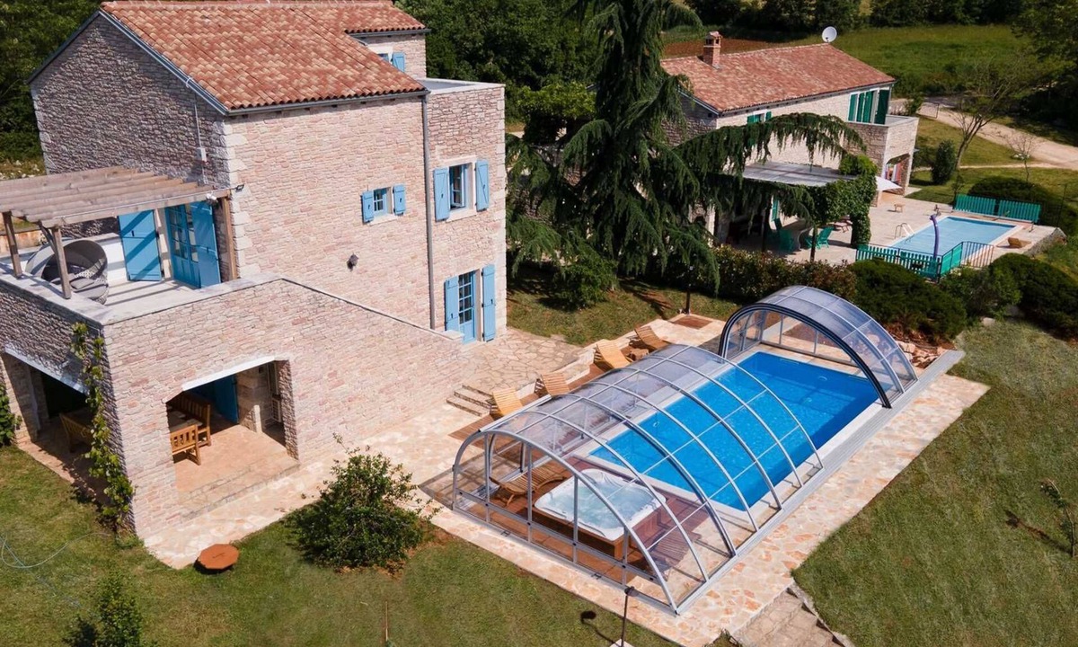 Kircija Villa | Villa Julijud with a Private Pool and Glass Dome – an Istrian Gem for Complete Relaxation