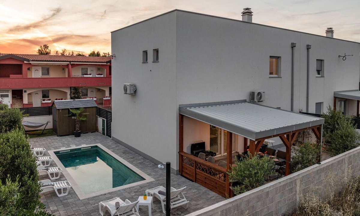 Vir Villa | Villa Len Mar ZadarVillas