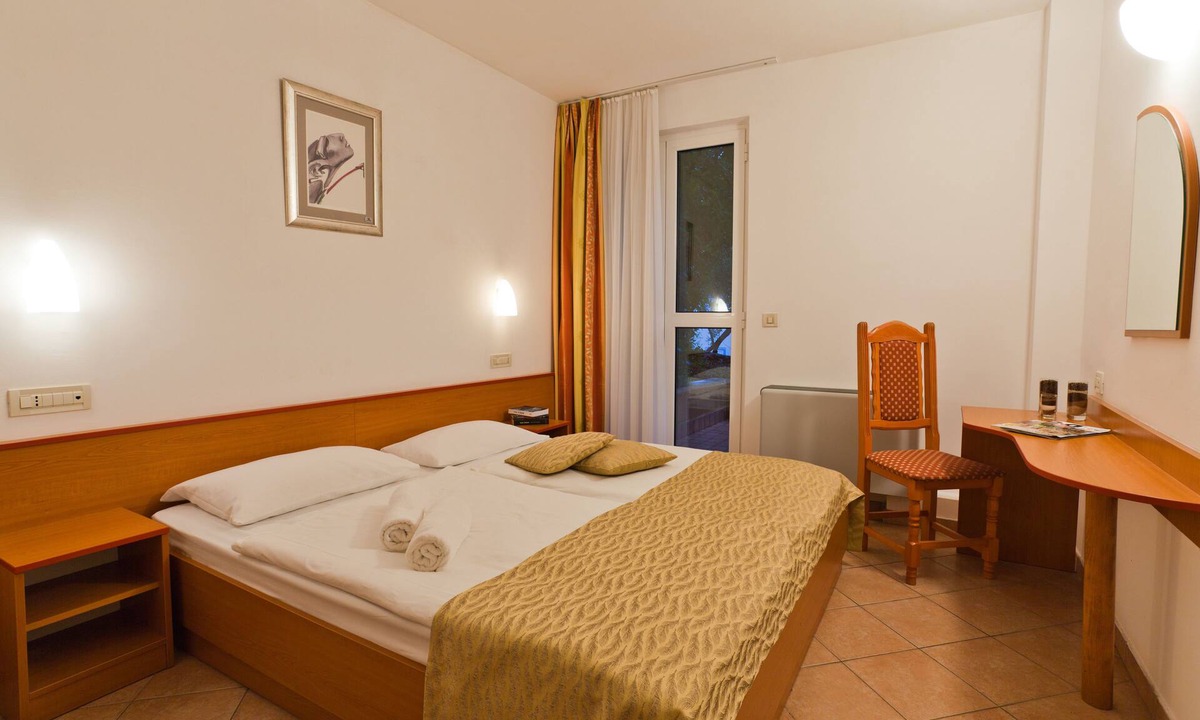 Krk Hotel | Villa Lovorka - Hotel Resort Drazica
