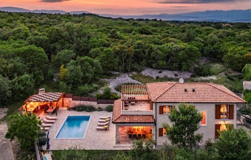 Gostinjac Villa | Villa LuLu kamena Villa s bazenom otok Krk selo Gostinjac