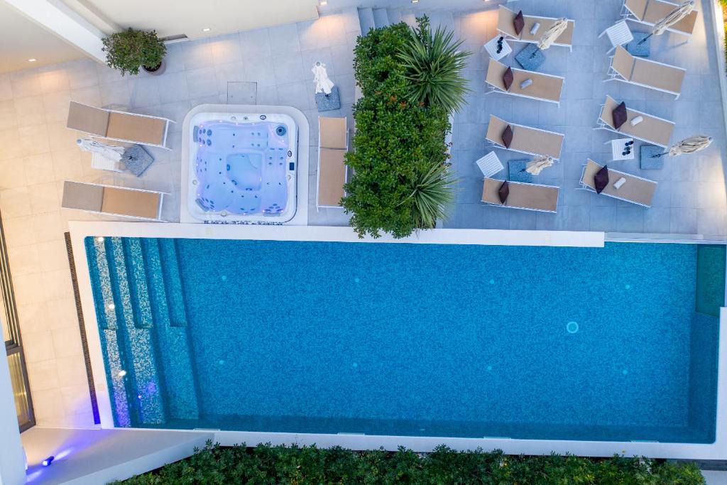 Duce House | Villa Mandalinic