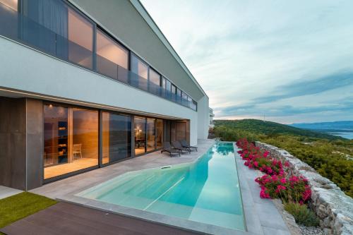 Vrbnik Villa | Villa Maslina with Panoramic Sea View