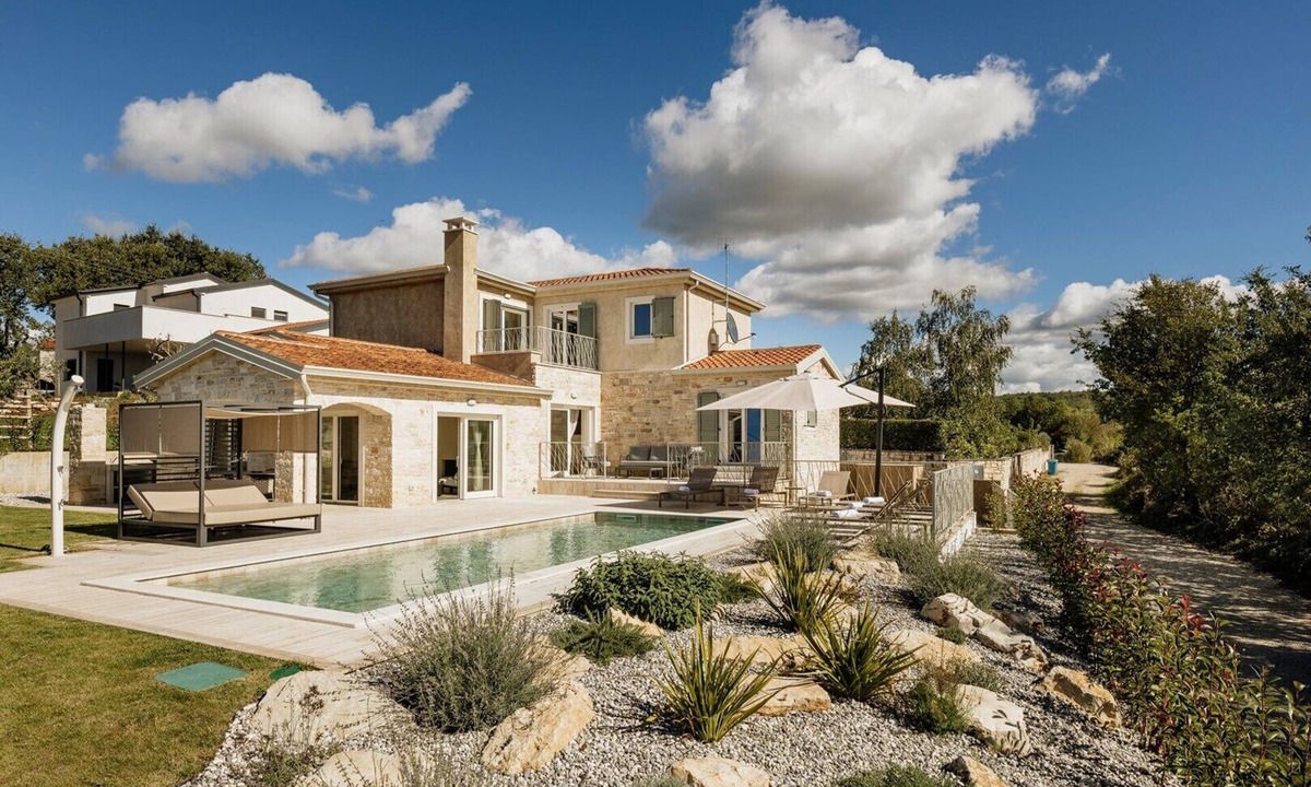 Strpacici Villa | Villa Mila with private pool and jacuzzi for up to 10 guests